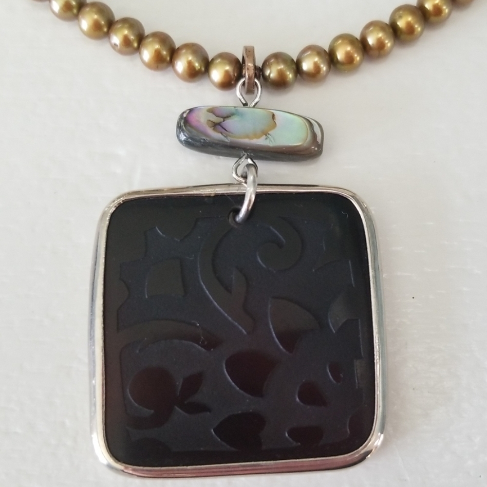 Silpada necklace - Picture 2 of 3